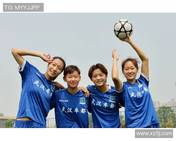 不同足球球星的独特风采与技术特点对比图解析 不同足球球星的独特风采与技术特点对比图解析